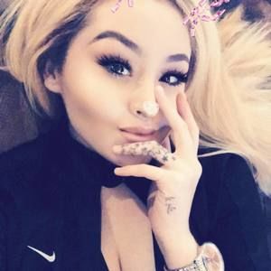 Meet your Posher, Michelle